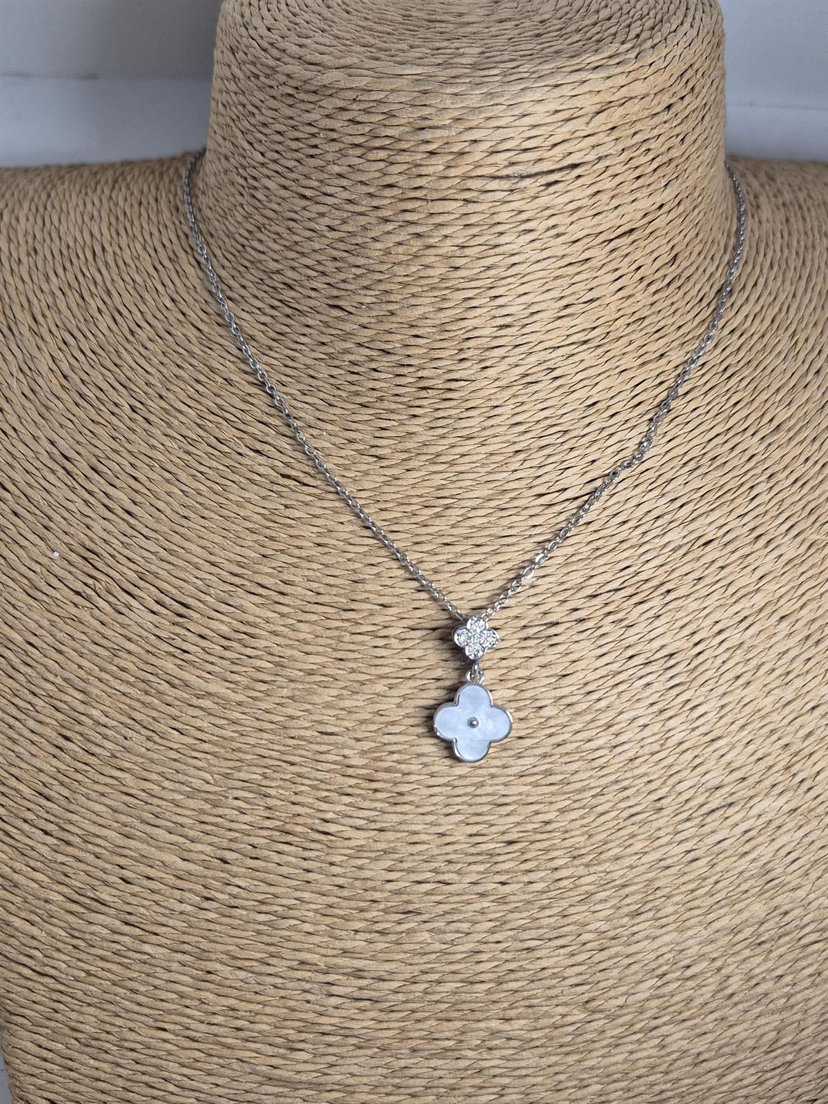 Collar Flor - Imagen 1