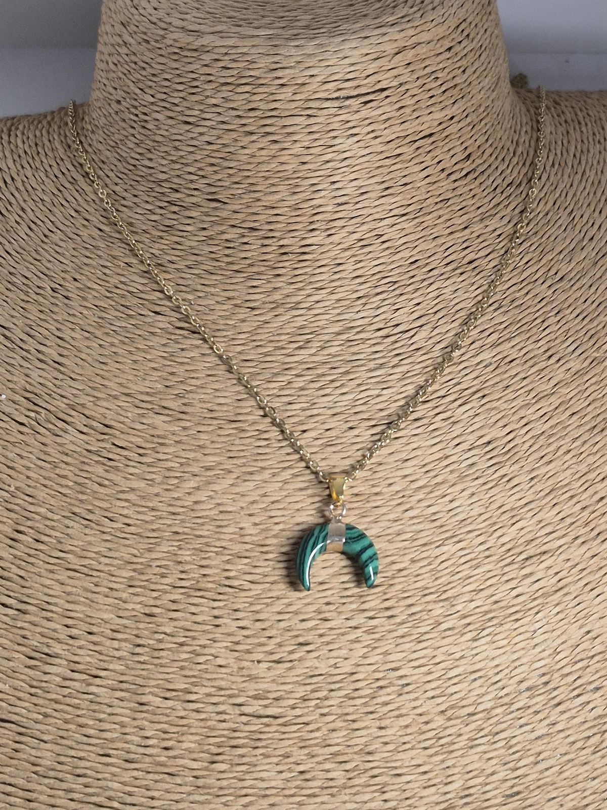 Collar piedra malaquita - Imagen 1